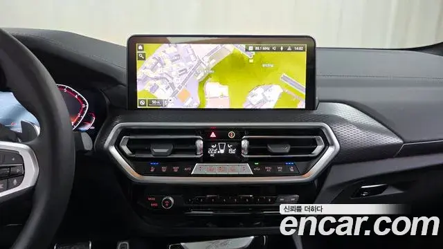 BMW X4 2025 — ფოტო 14/31