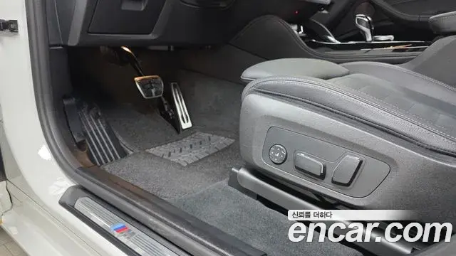 BMW X4 2025 — ფოტო 17/31