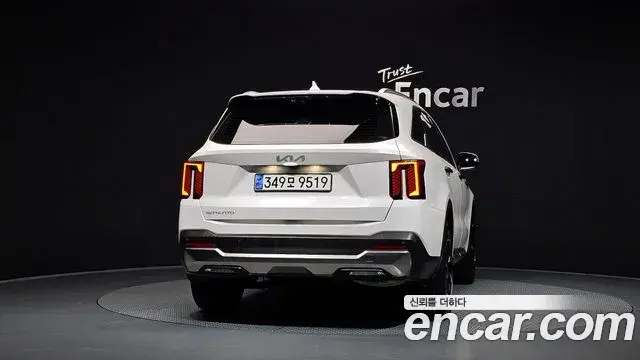 Kia Sorento 2023 — Şəkil 20/20
