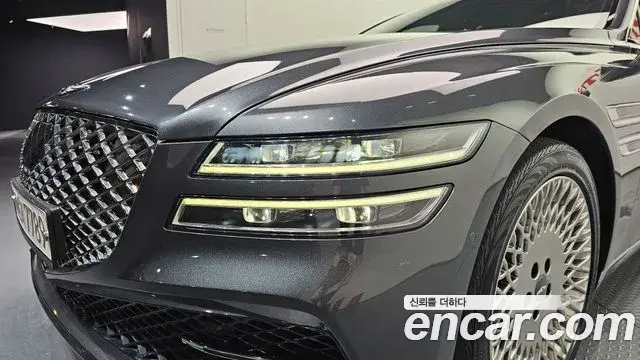 Genesis G80 2020 — Şəkil 22/32