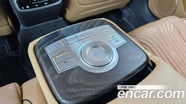 Genesis G80 2020 — Şəkil 17/32