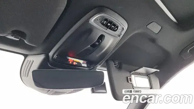 Volvo XC60 2020 — Şəkil 24/35