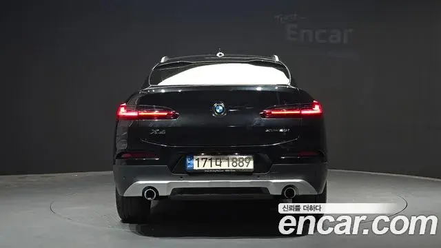 BMW X4 2021 — Şəkil 11/30