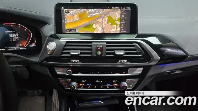 BMW X4 2021 — Şəkil 30/30