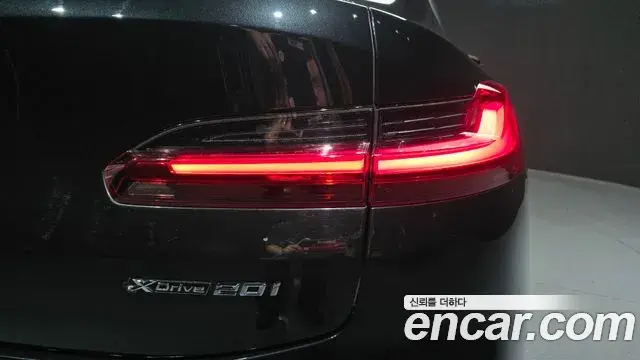 BMW X4 2021 — Şəkil 13/30