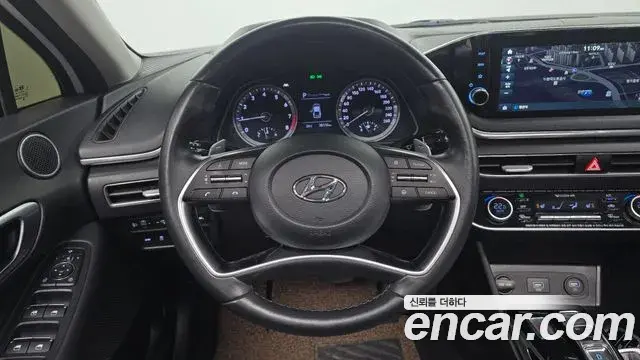 Hyundai Sonata Hybrid 2019 — Şəkil 21/31