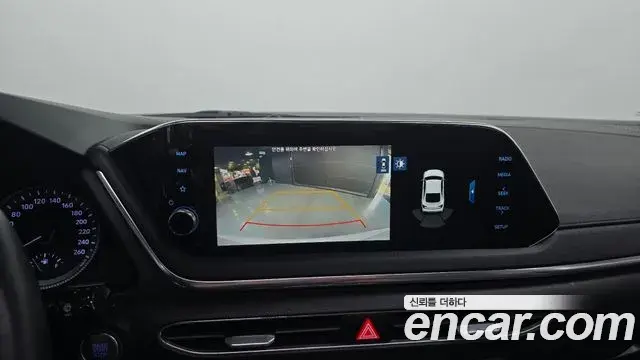 Hyundai Sonata Hybrid 2019 — Şəkil 29/31