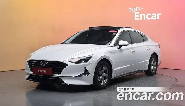Hyundai Sonata Hybrid 2019 — Şəkil 9/31