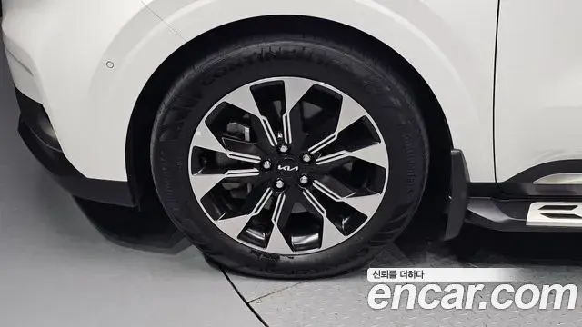 Kia Carnival 2023 — Фото 5/20