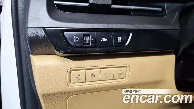 Kia Carnival 2023 — Photo 20/35