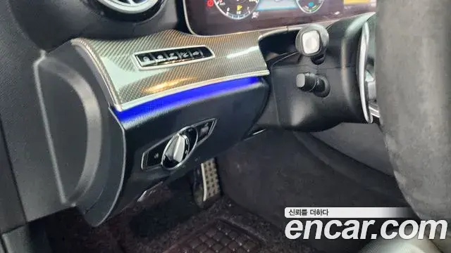 Mercedes-Benz E-Class 2019 — Photo 36/36