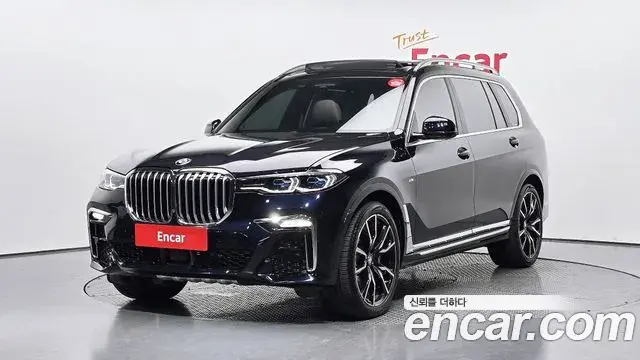 BMW X7 2021 — Photo 1/32