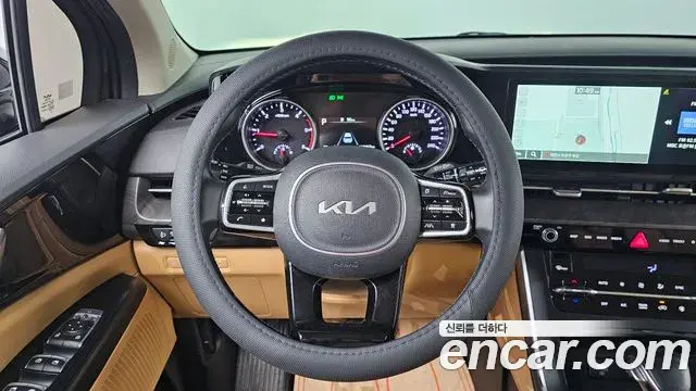Kia Carnival 2022 — Фото 13/20