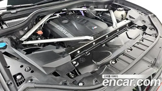 BMW X6 2025 — Photo 34/36