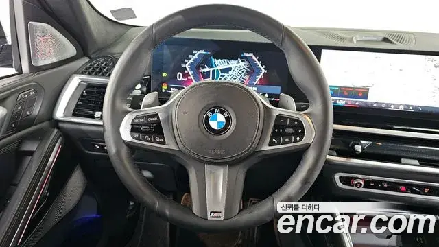 BMW X6 2025 — Photo 33/36
