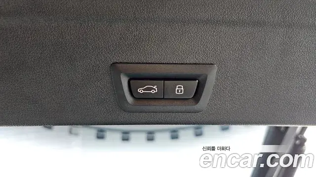 BMW X6 2025 — Photo 6/36