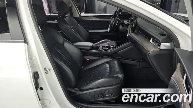 Kia K5 2020 — Şəkil 14/30
