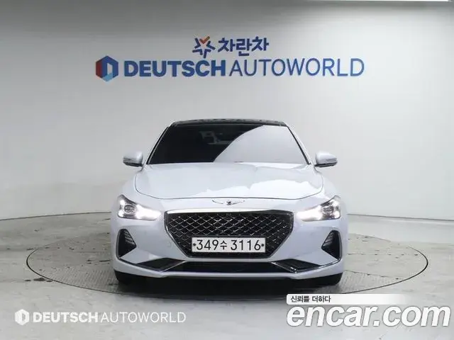 Genesis G70 2019 — Photo 14/20