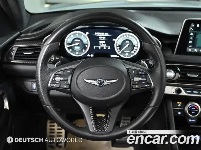 Genesis G70 2019 — Photo 9/20