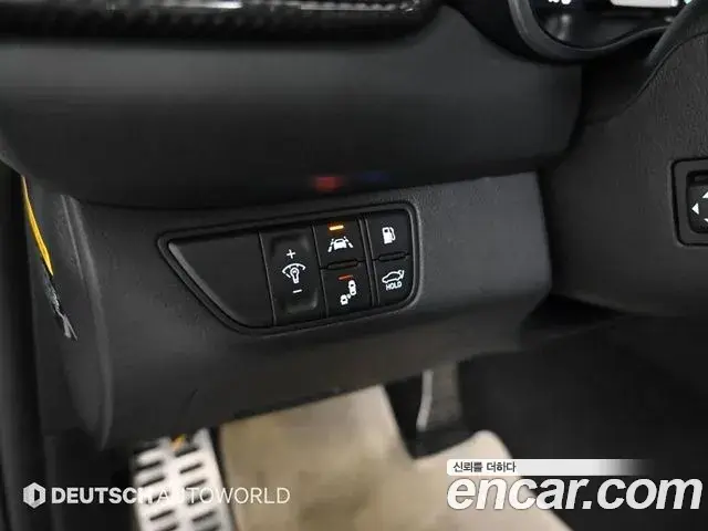 Genesis G70 2019 — Photo 15/20