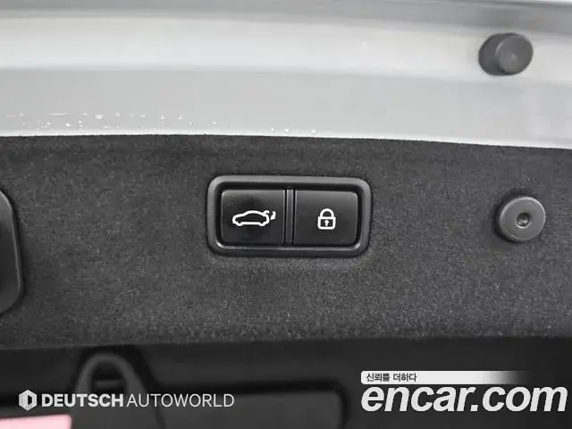 Genesis G70 2019 — Photo 12/20