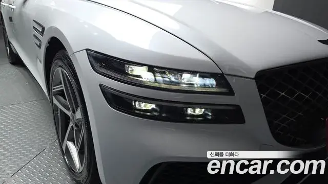 Genesis G80 2022 — Şəkil 33/34