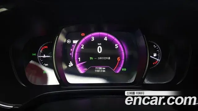 Renault Samsung QM6 2021 — Фото 8/20
