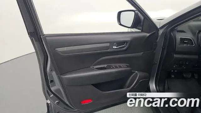 Renault Samsung QM6 2021 — Photo 9/30