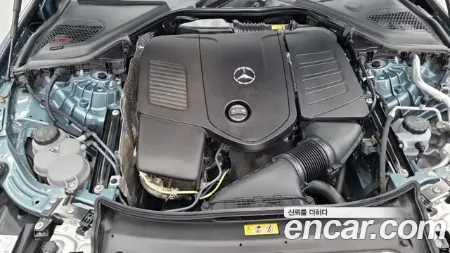 Mercedes-Benz E-Class 2024 — ფოტო 6/18