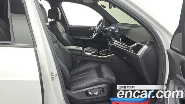 BMW X5 2024 — Photo 18/35