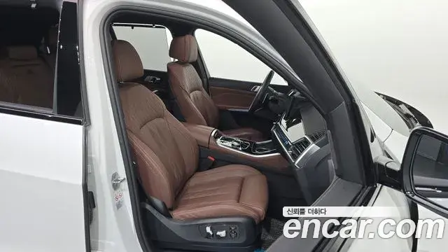 BMW X5 2024 — ფოტო 19/33