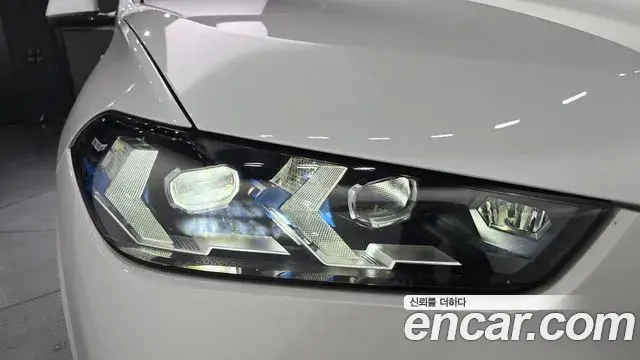 BMW X5 2024 — ფოტო 8/33