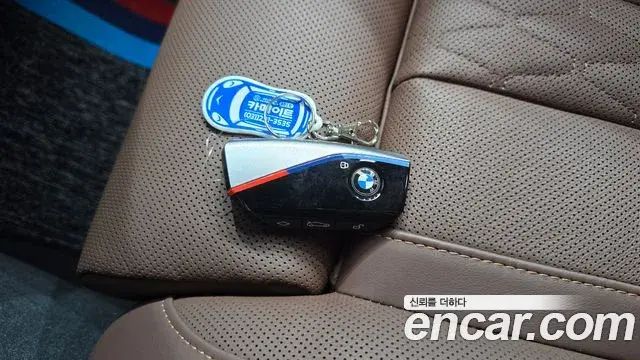 BMW X5 2024 — ფოტო 16/33