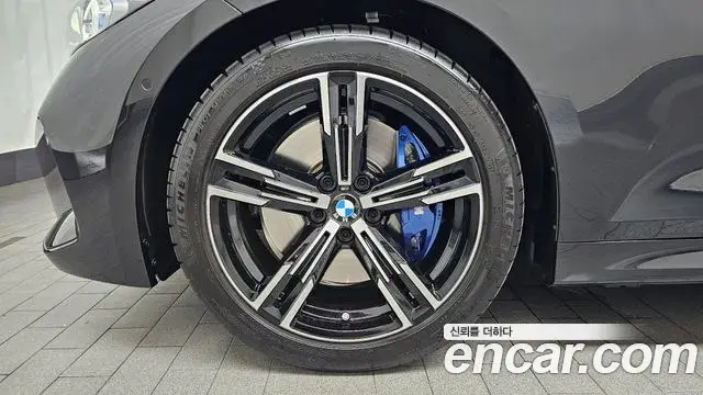 BMW 3 Series 2025 — ფოტო 16/20