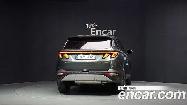 Hyundai Tucson Hybrid 2022 — Şəkil 27/32