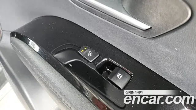 Hyundai Tucson Hybrid 2022 — Şəkil 28/32