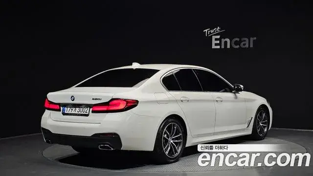 BMW 5 Series 2021 — ფოტო 5/30