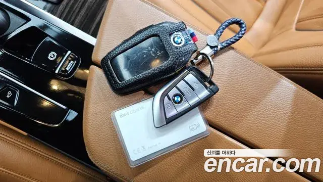 BMW 5 Series 2021 — ფოტო 19/30