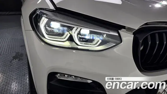 BMW X3 2019 — Şəkil 25/33