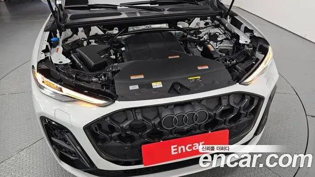 Audi Q5 2025 — Photo 26/36
