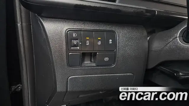 Hyundai Staria 2023 — Photo 11/31