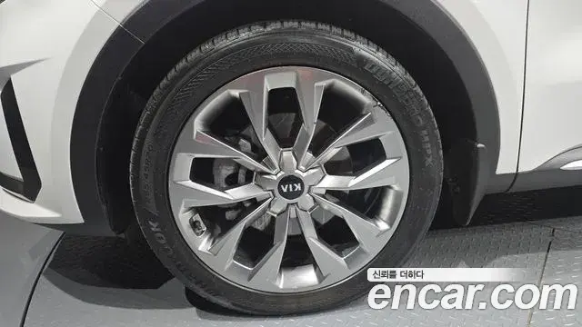 Kia Sorento 2020 — Фото 5/20