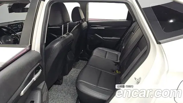 Kia Seltos 2020 — Photo 16/31