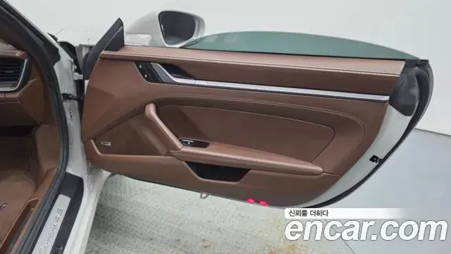 Porsche 911 2023 — ფოტო 22/29