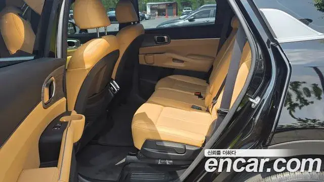 Kia Sorento 2022 — Фото 14/20