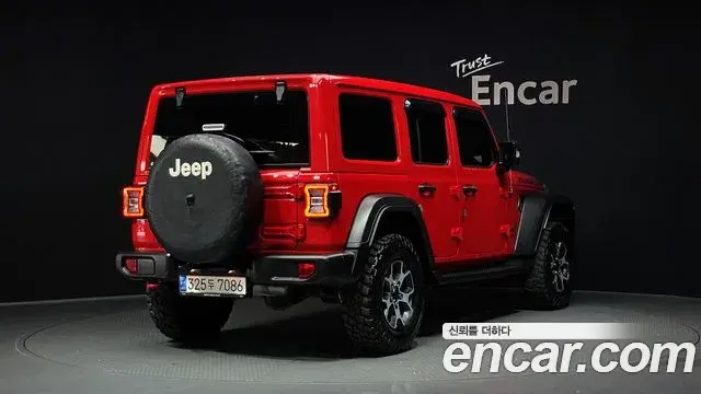 Jeep Wrangler 2021 — ფოტო 5/29