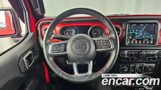 Jeep Wrangler 2021 — ფოტო 20/29