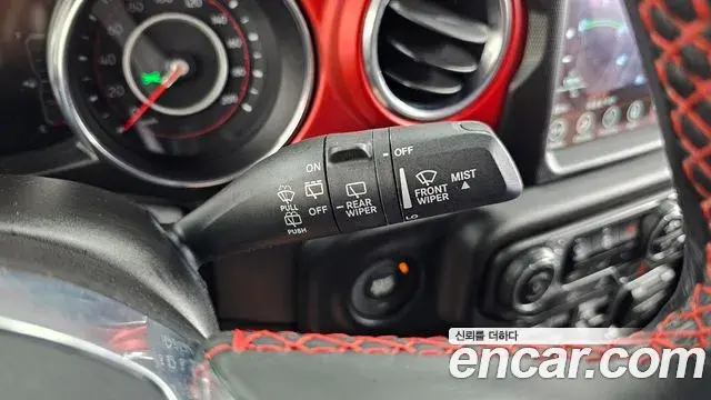 Jeep Wrangler 2021 — ფოტო 3/29