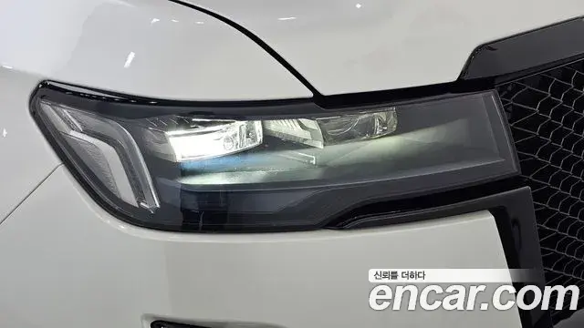 Cadillac Escalade 2023 — ფოტო 25/39