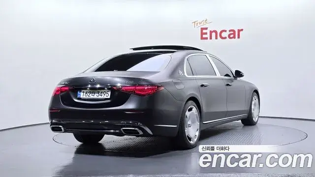 Mercedes-Benz S-Class 2022 — ფოტო 13/20